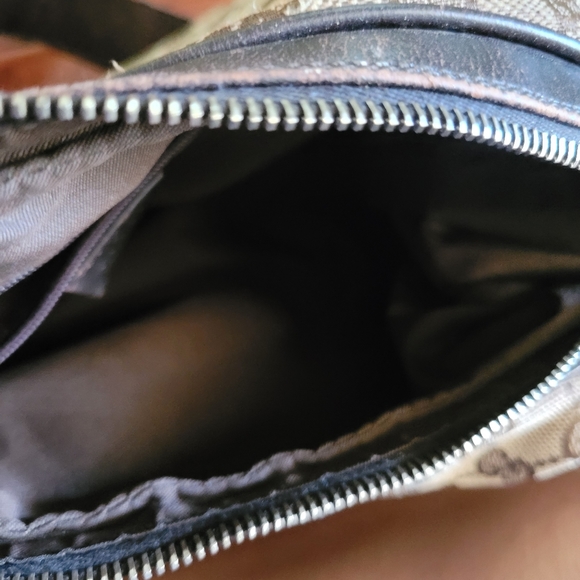 Designer GUCCI Handbag - Picture 15 of 16